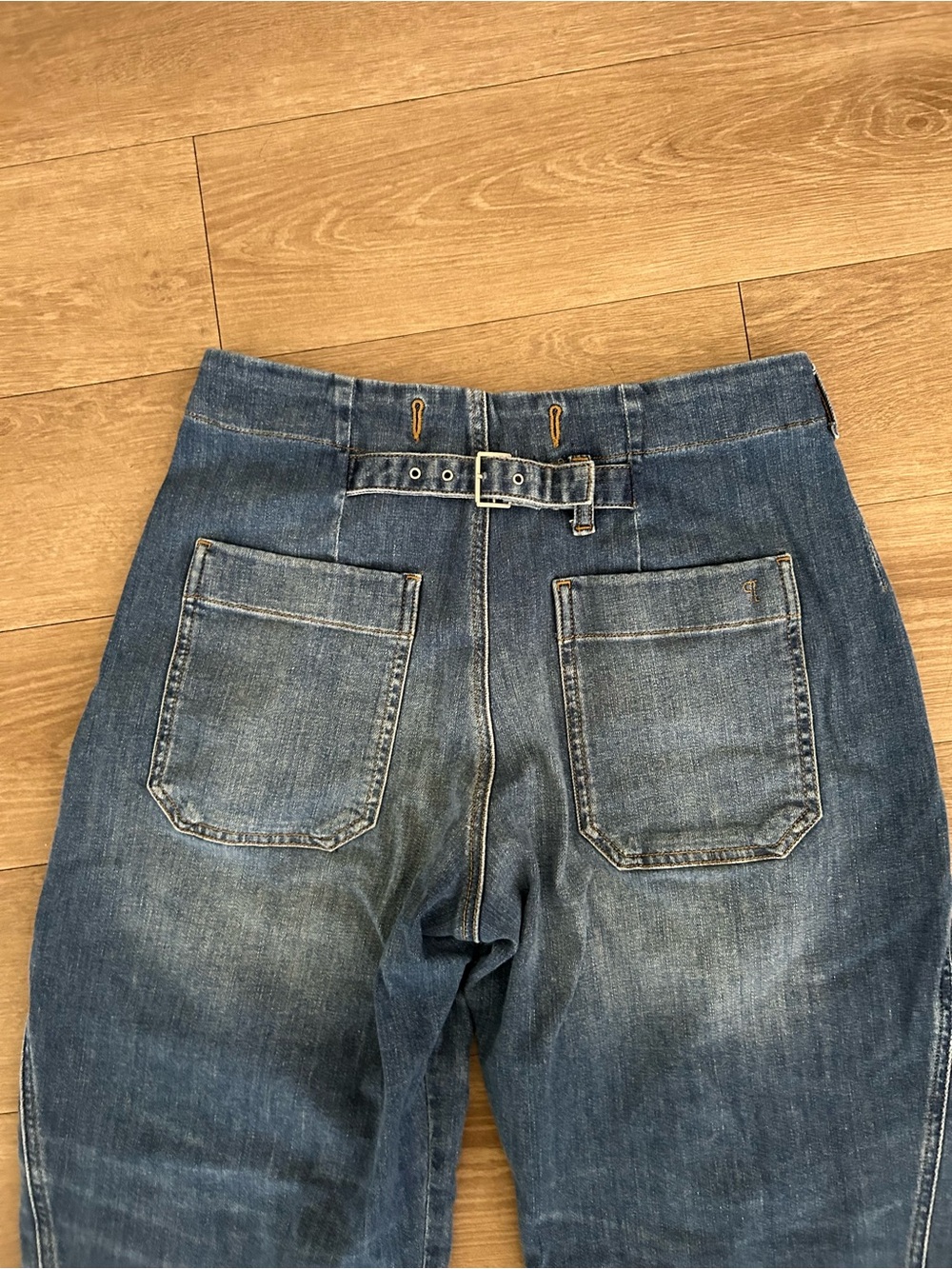 Pilcro Anthropologie Cropped Jeans - Picture 4 of 8